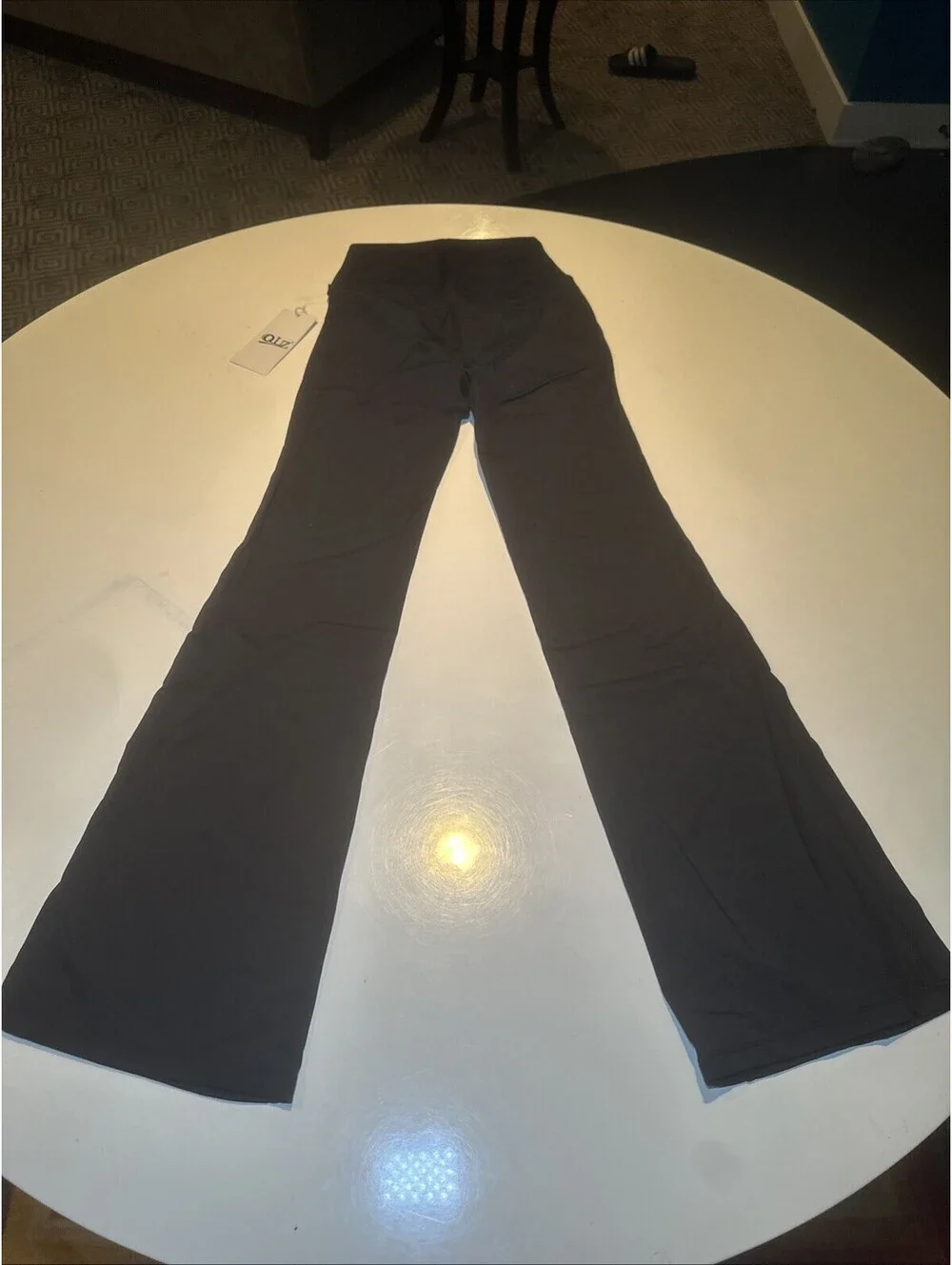 QLZ - Yoga Leggings - Black -  Size Medium (M) - New With Tags!